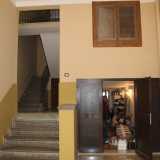 ...all�interno del quale � presente un sottoscala che attraverso un corridoio d� accesso al nostro �chiostro urbano�